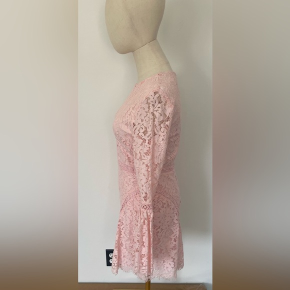 DO+BE Pink Bell Sleeve Lace Mini Dress Sz Med - Picture 6 of 12